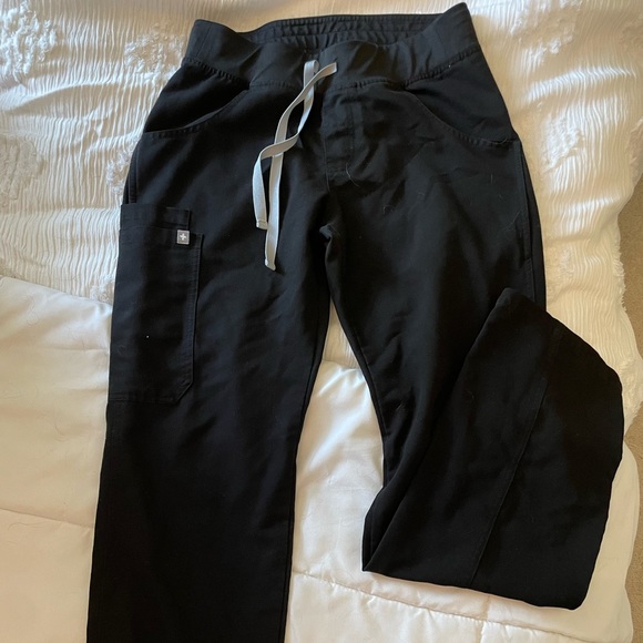 Figs brand!! Lightly worn in clinic/office - Picture 1 of 3